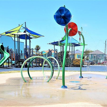 Casaazul-2605B-Pleasure Pier & Beach A Block Away- 3Bed 2Bath 7 Beds- 7 Minutes To Cruise Terminal Galveston Exterior photo