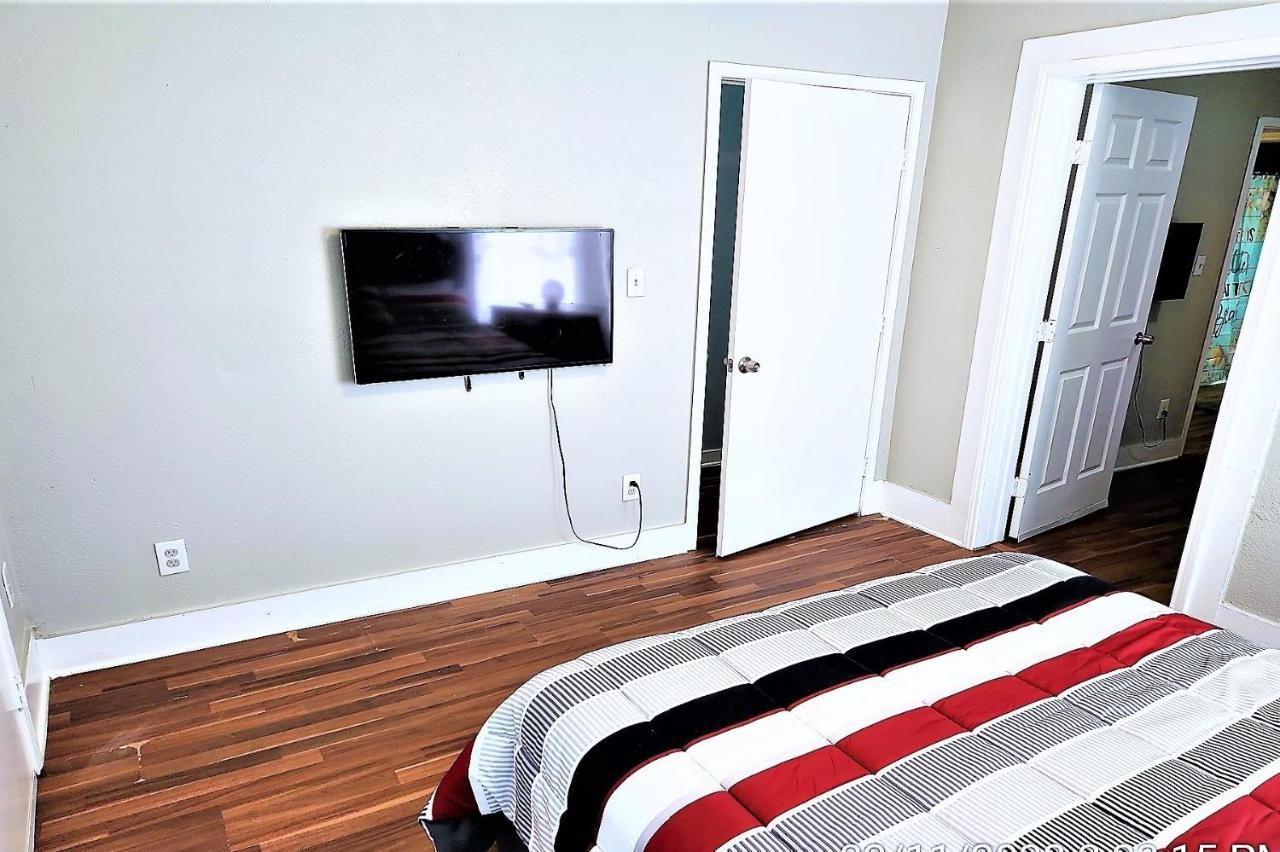 Casaazul-2605B-Pleasure Pier & Beach A Block Away- 3Bed 2Bath 7 Beds- 7 Minutes To Cruise Terminal Galveston Exterior photo