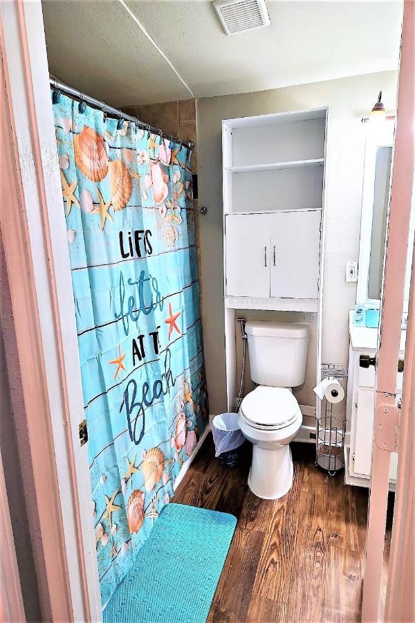 Casaazul-2605B-Pleasure Pier & Beach A Block Away- 3Bed 2Bath 7 Beds- 7 Minutes To Cruise Terminal Galveston Exterior photo