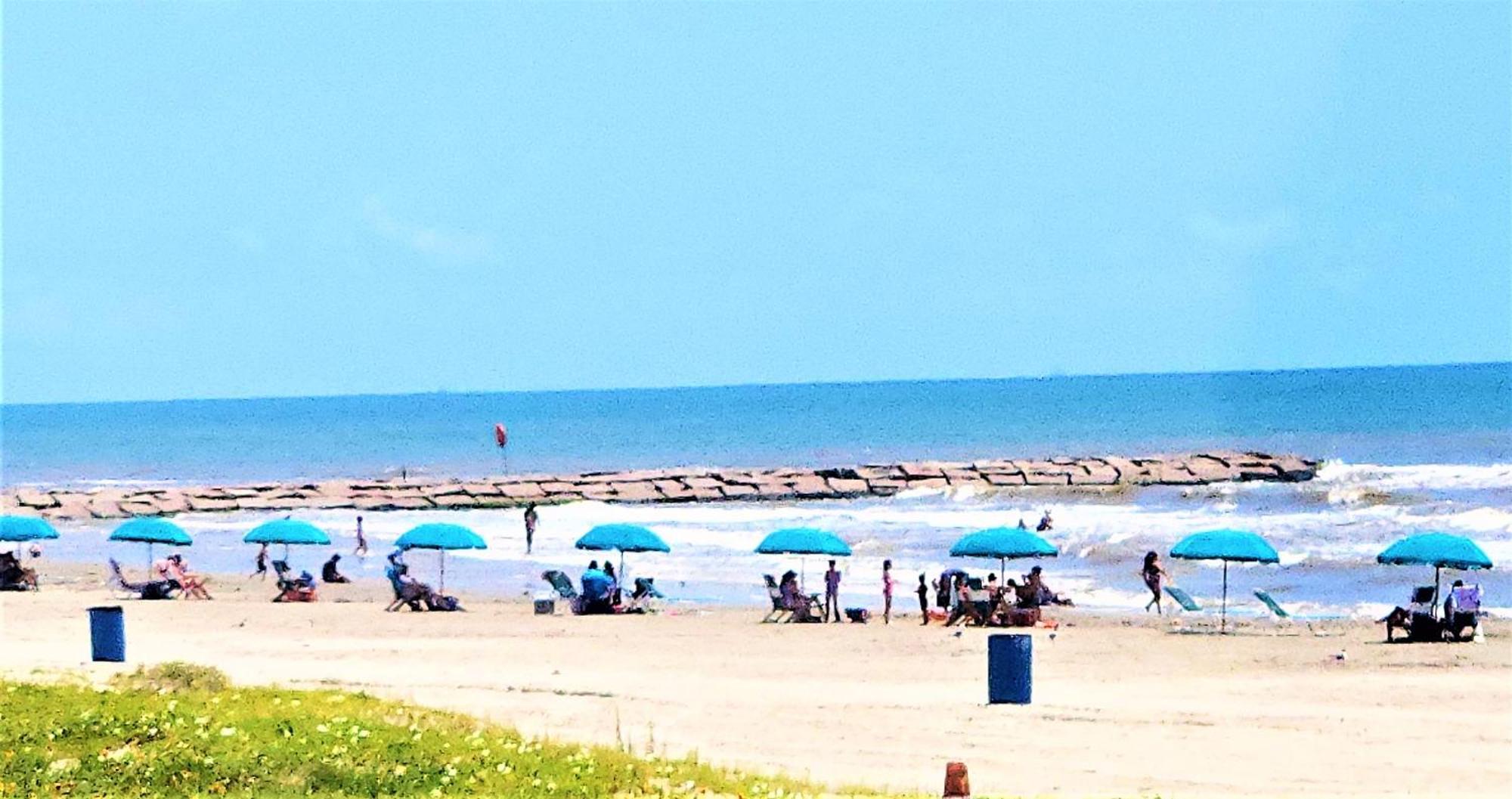 Casaazul-2605B-Pleasure Pier & Beach A Block Away- 3Bed 2Bath 7 Beds- 7 Minutes To Cruise Terminal Galveston Exterior photo