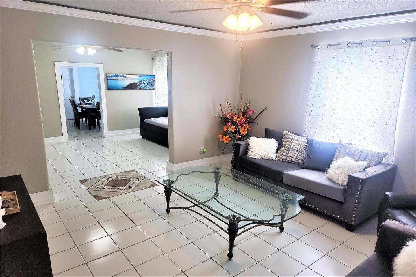 Casaazul-2605B-Pleasure Pier & Beach A Block Away- 3Bed 2Bath 7 Beds- 7 Minutes To Cruise Terminal Galveston Exterior photo