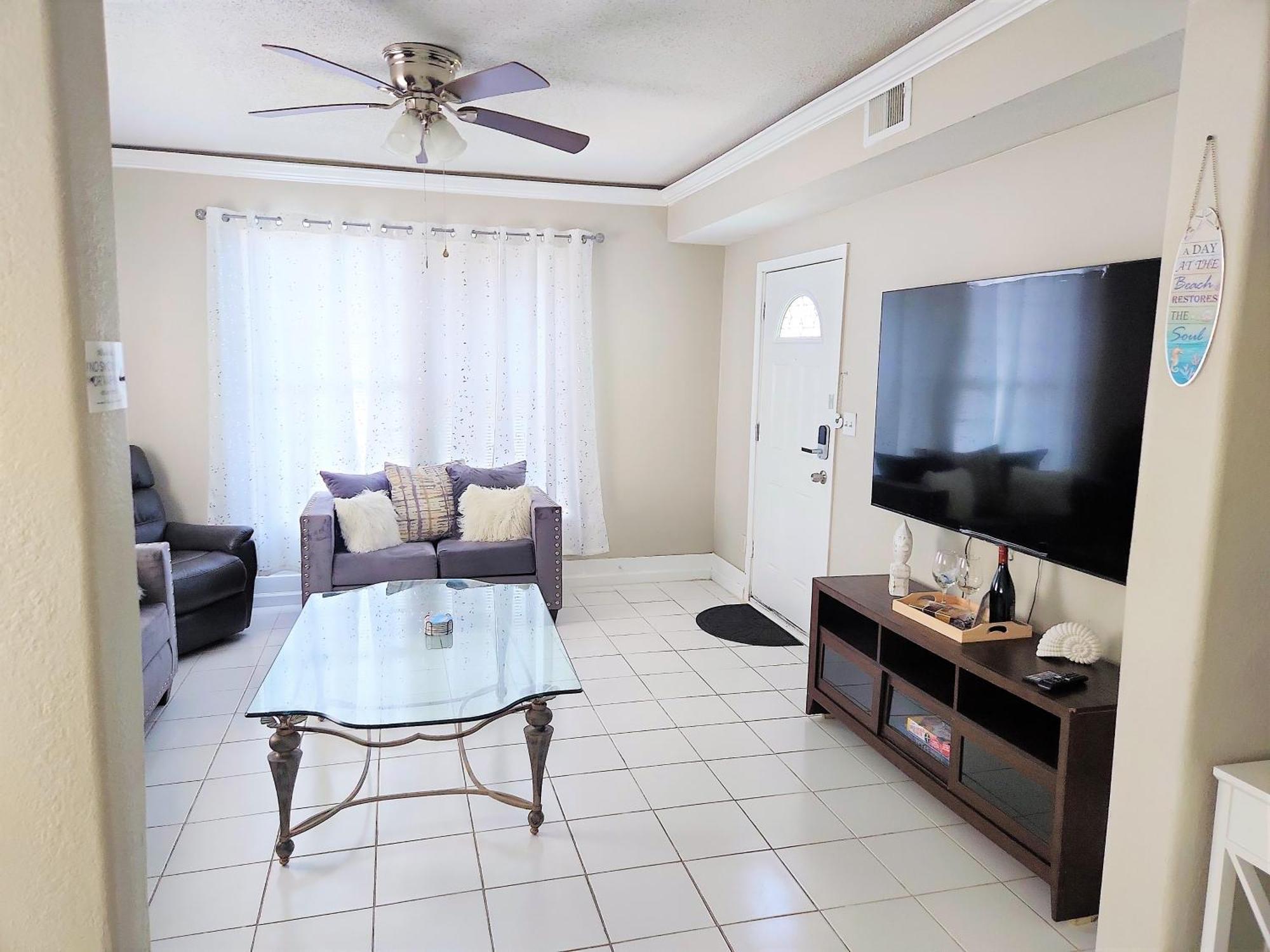 Casaazul-2605B-Pleasure Pier & Beach A Block Away- 3Bed 2Bath 7 Beds- 7 Minutes To Cruise Terminal Galveston Exterior photo