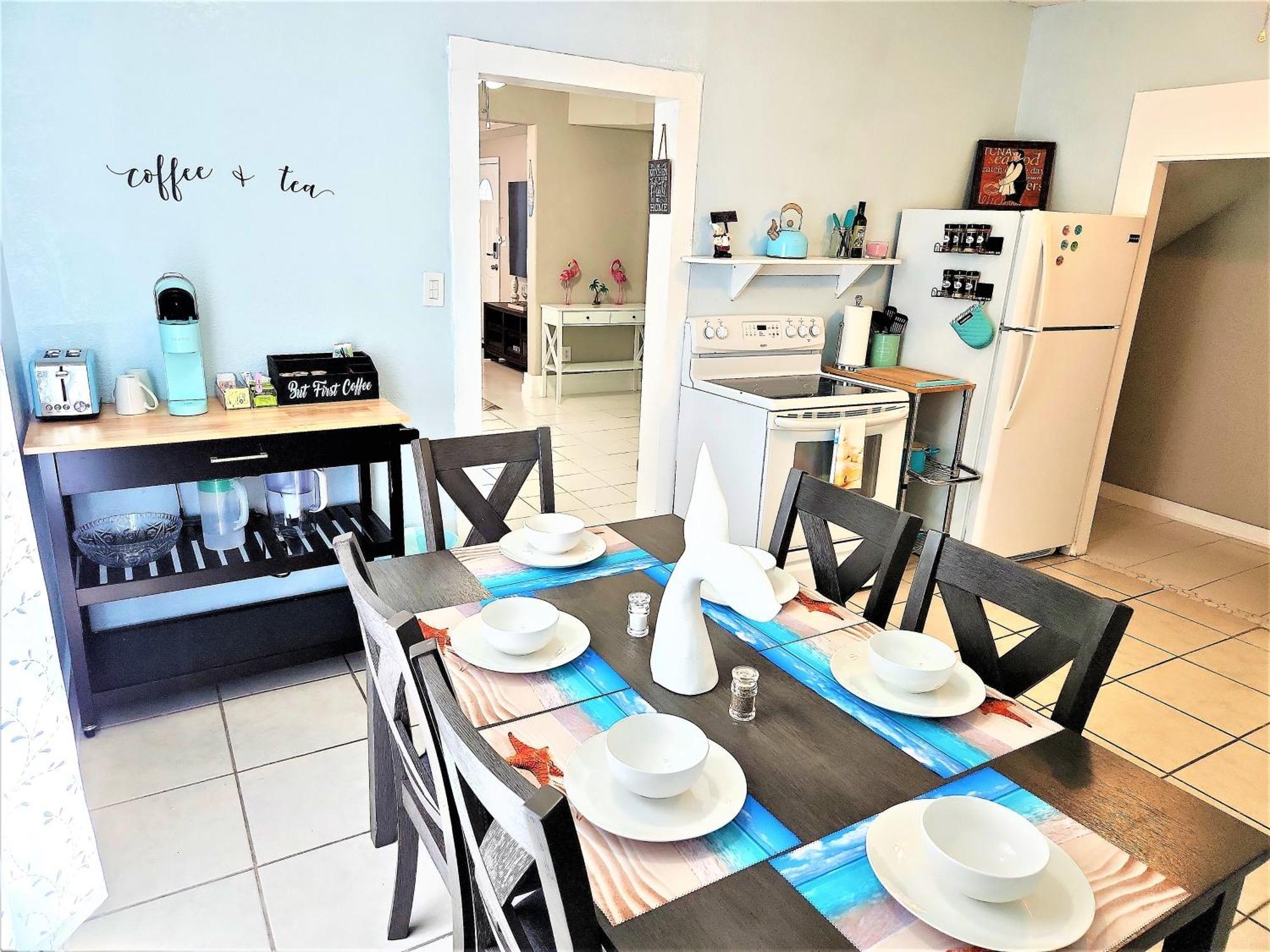Casaazul-2605B-Pleasure Pier & Beach A Block Away- 3Bed 2Bath 7 Beds- 7 Minutes To Cruise Terminal Galveston Exterior photo